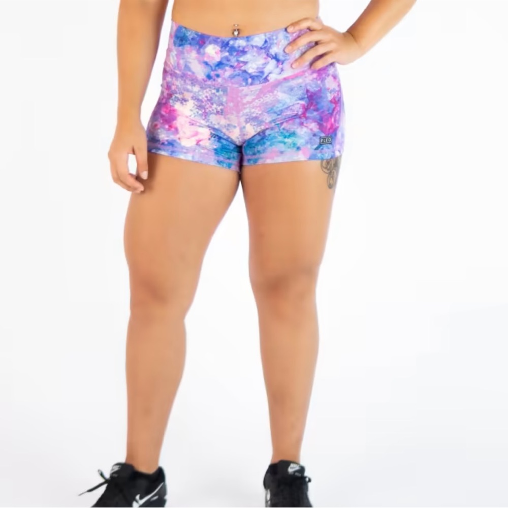 Fleo NWT Miss Jewel Apex Contour Shorts size XL